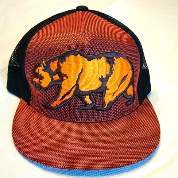 Cali Bear Hat - Picture 1 of 7